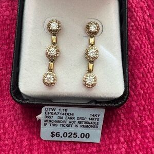 Elegant Gold and Diamond Drop Earrings